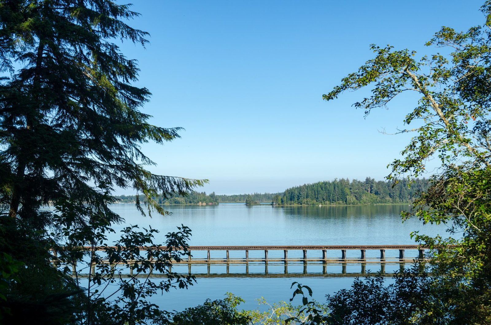 Siltcoos Lake in Westlake, Oregon